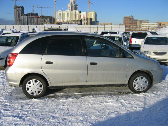 2000 Toyota Nadia Wallpapers