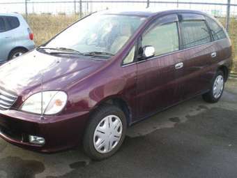 2000 Toyota Nadia Photos
