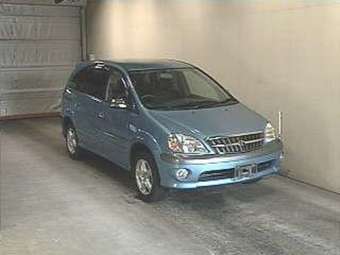 2000 Toyota Nadia Pictures