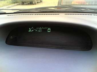 2000 Toyota Nadia Photos