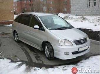 2001 Toyota Nadia