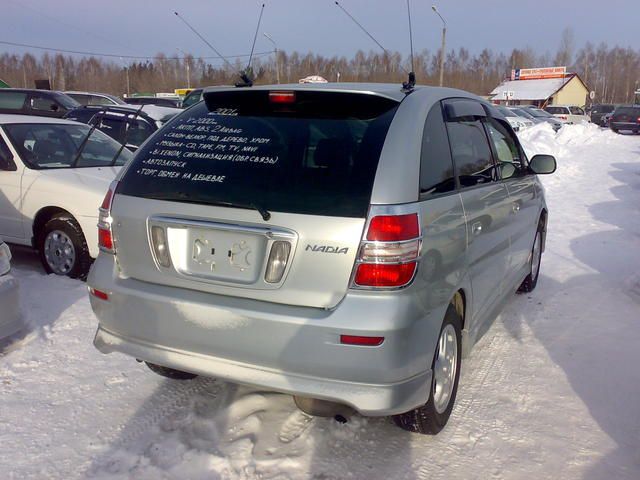 2001 Toyota Nadia