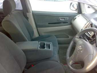 Toyota Nadia
