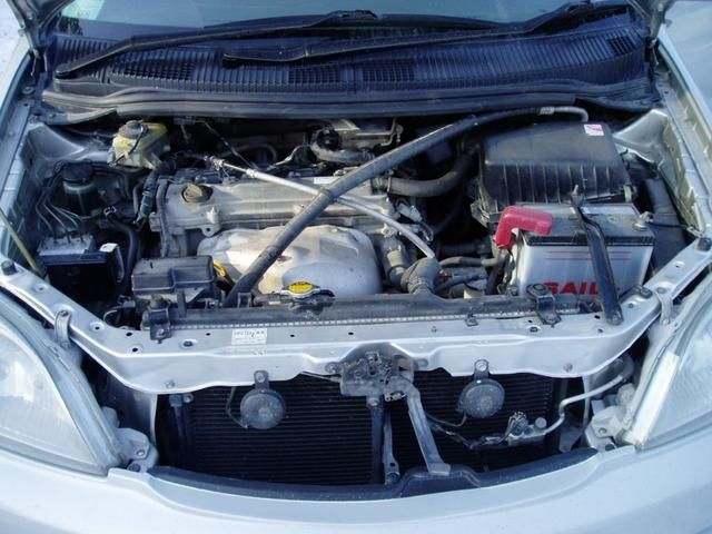 2001 Toyota Nadia