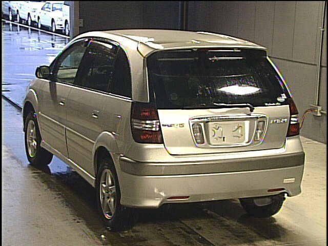 2001 Toyota Nadia