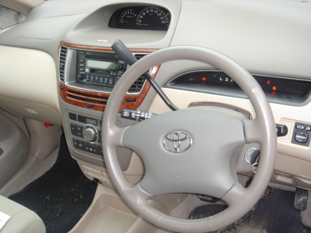 2001 Toyota Nadia For Sale