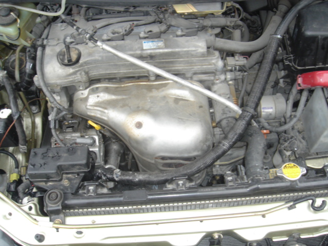 2001 Toyota Nadia Pictures