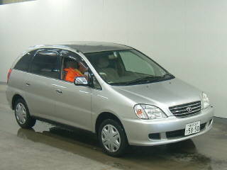 2001 Toyota Nadia Pictures