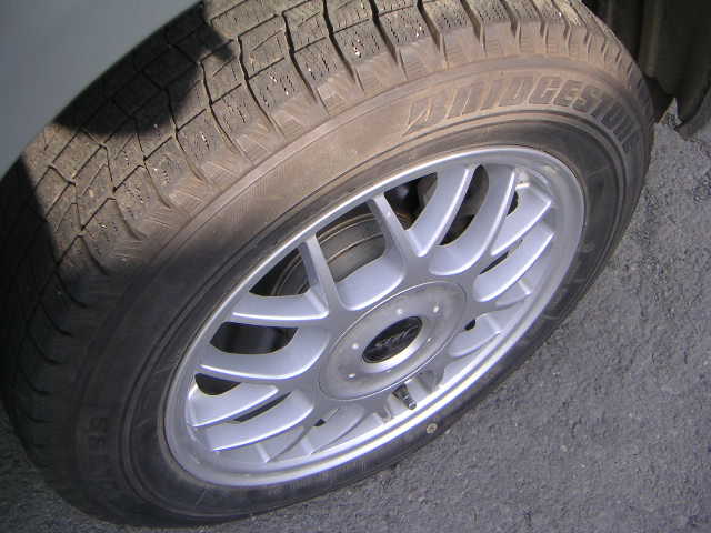 2001 Toyota Nadia Images