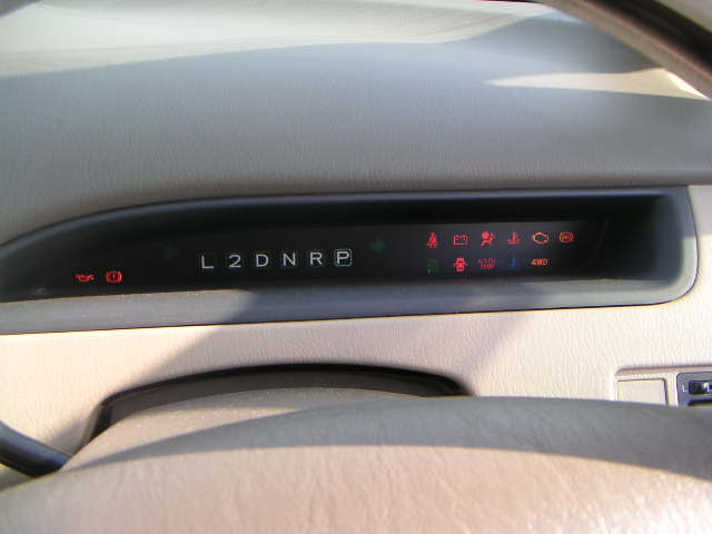 2001 Toyota Nadia Pictures