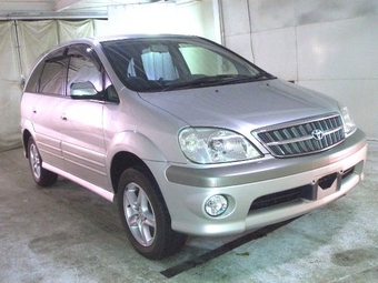 2001 Toyota Nadia