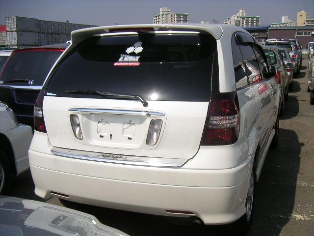 2001 Toyota Nadia Photos