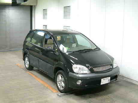 2001 Toyota Nadia Pictures