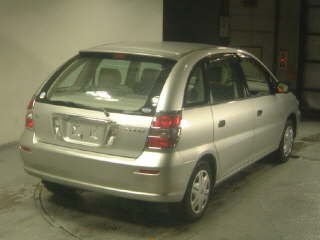 2001 Toyota Nadia Pictures