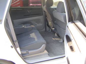 2001 Toyota Nadia Pics