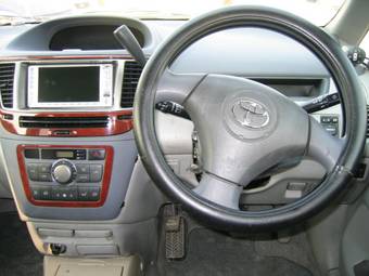 2001 Toyota Nadia Wallpapers