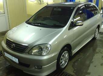 2001 Toyota Nadia Photos