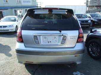 2001 Toyota Nadia Images