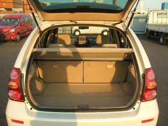 2001 Toyota Nadia Pics