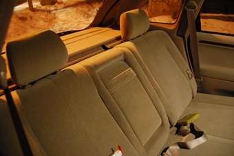 2001 Toyota Nadia Pictures