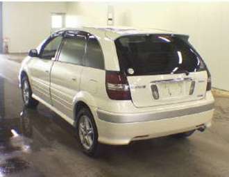 2001 Toyota Nadia Pictures