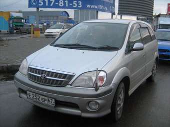 2001 Toyota Nadia