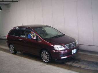 2002 Toyota Nadia