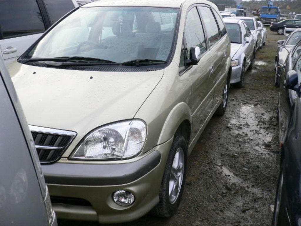 2002 Toyota Nadia