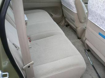 2002 Toyota Nadia Pictures