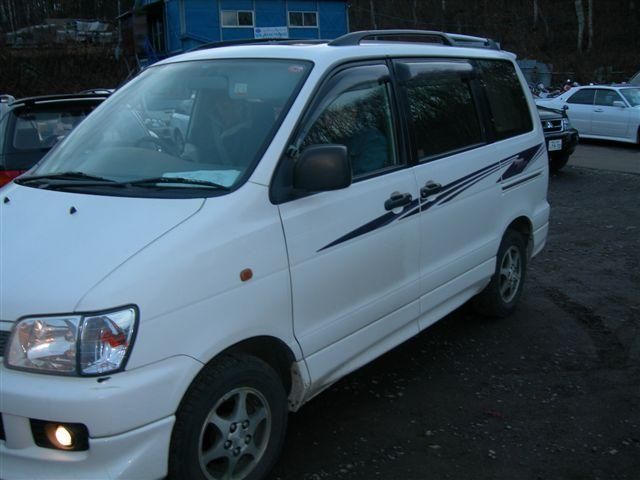 1998 Toyota Noah