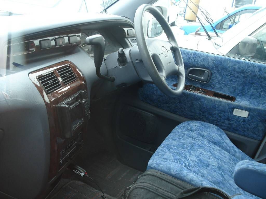 1998 Toyota Noah