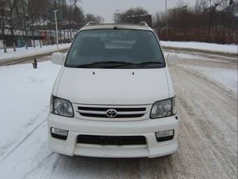 1999 Toyota Noah