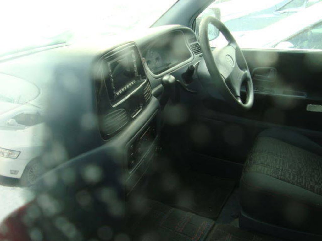 1999 Toyota Noah