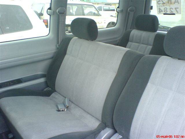 2001 Toyota Noah