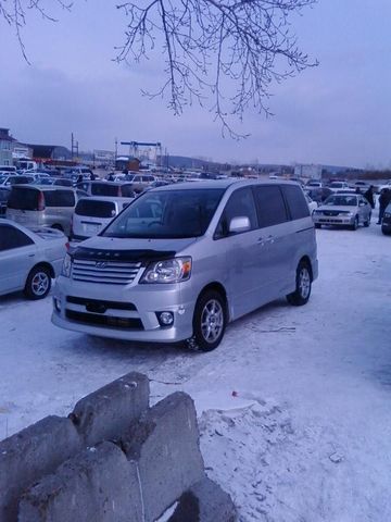 2001 Toyota Noah