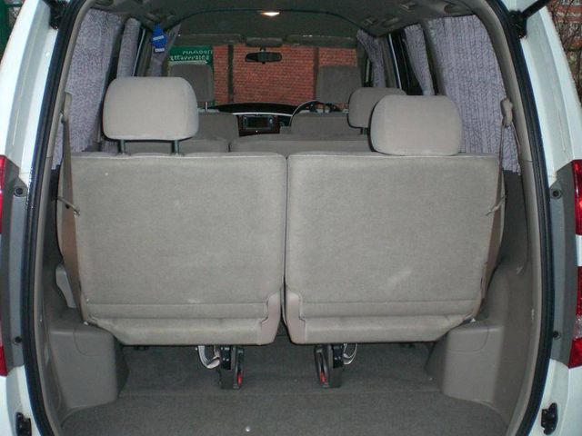 2002 Toyota Noah