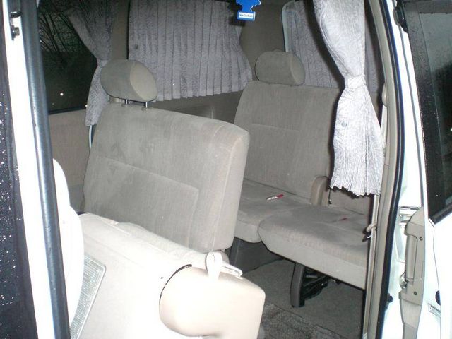 2002 Toyota Noah