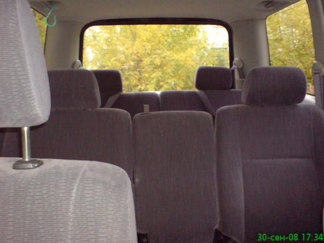 2002 Toyota Noah