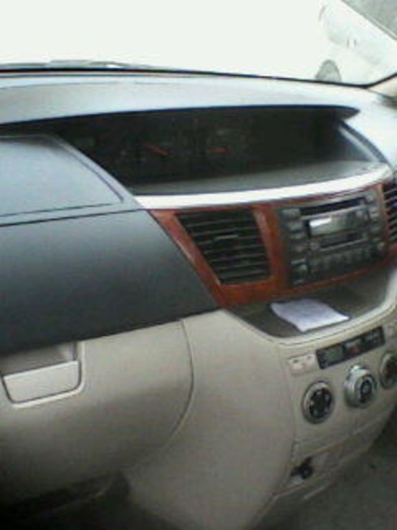 2002 Toyota Noah