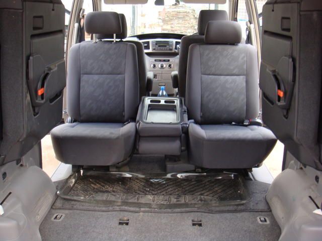 2002 Toyota Noah