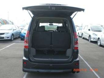 2002 Toyota Noah Images