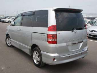 2002 Toyota Noah Pics