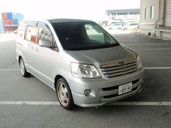 2002 Toyota Noah Wallpapers