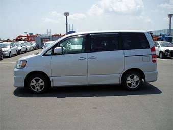 2002 Toyota Noah For Sale