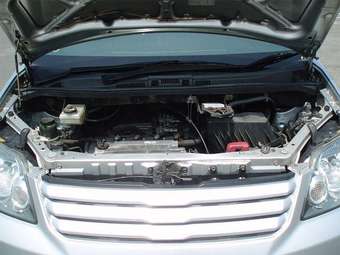 2002 Toyota Noah Pictures