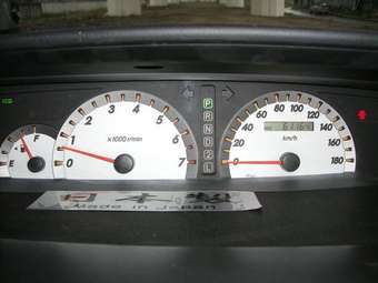 2002 Toyota Noah Pictures