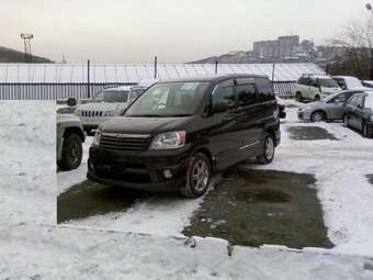 2002 Toyota Noah For Sale