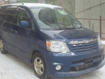 2002 Toyota Noah For Sale