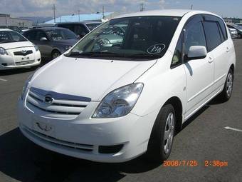 2002 Toyota Noah Pictures