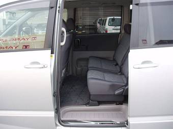 2002 Toyota Noah For Sale